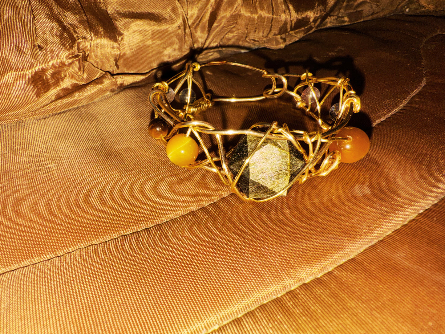 Queen of Pentacles – Obsidian Earthlight Bracelet
