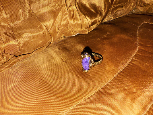 Queen of Swords – Charoite Clarity Ring